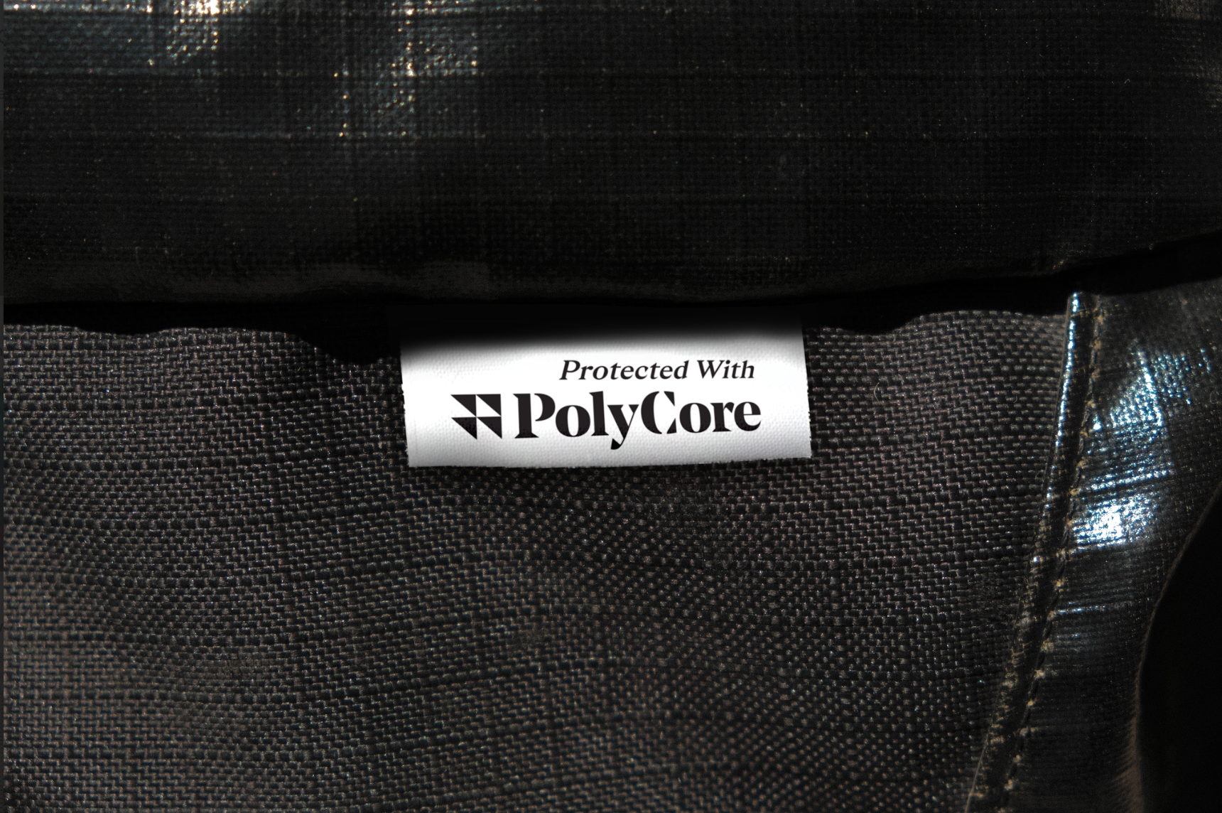 PolyCores standard blank sew-in label
with a white sewn-in logo.